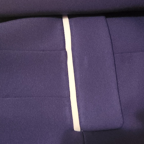 Forever 21 navy blue with white striped pockets blazer, size medium - Picture 3 of 5